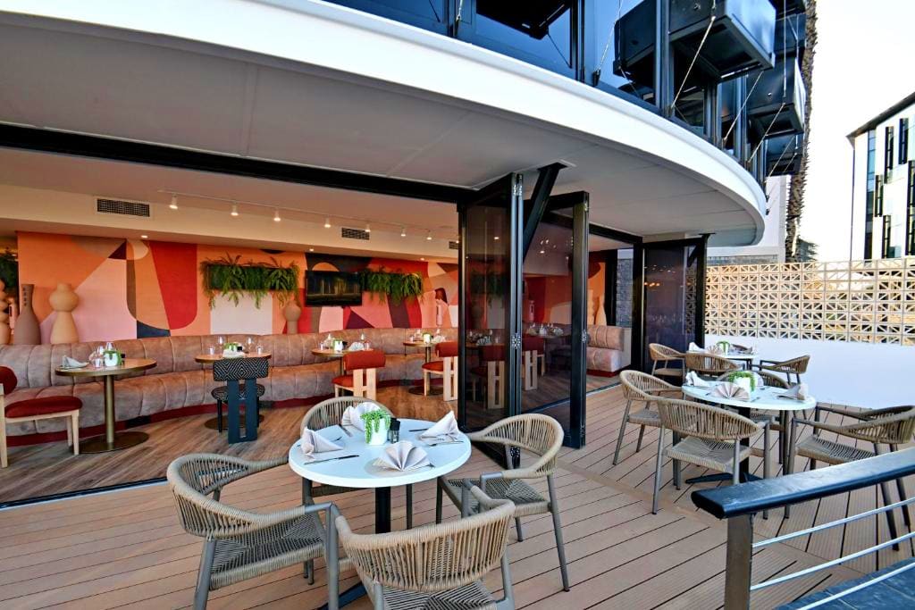 4* City Lodge Hotel Victoria & Alfred Waterfront or similar